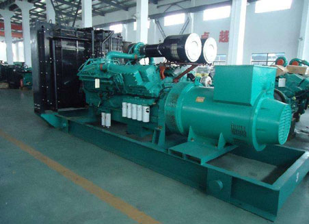 西流河镇800kw康明斯柴油发电机组